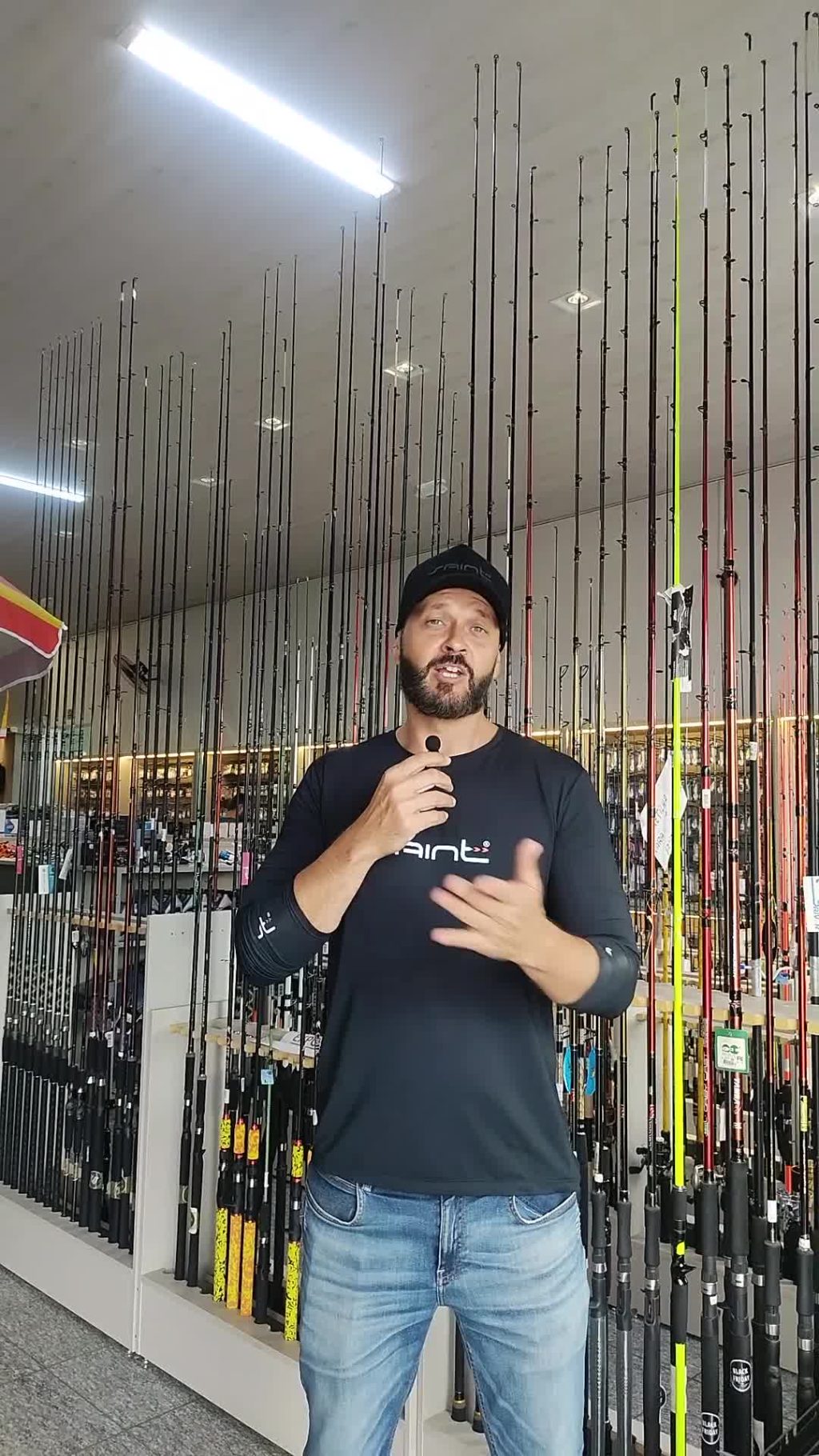 Instagram post from paraquedanautica. This post is in position 0.