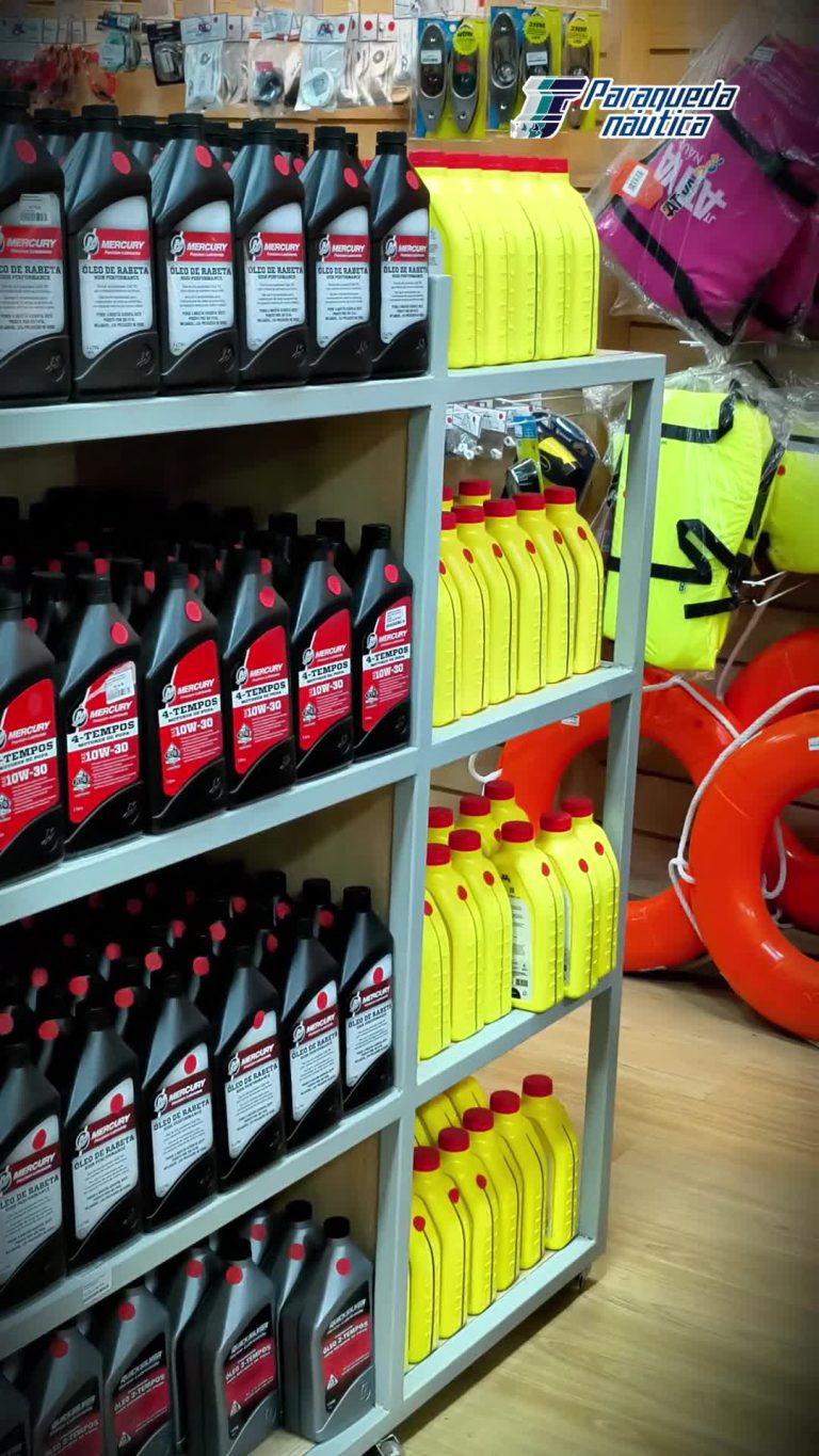 Instagram post from paraquedanautica.manaus. This post is in position 4.