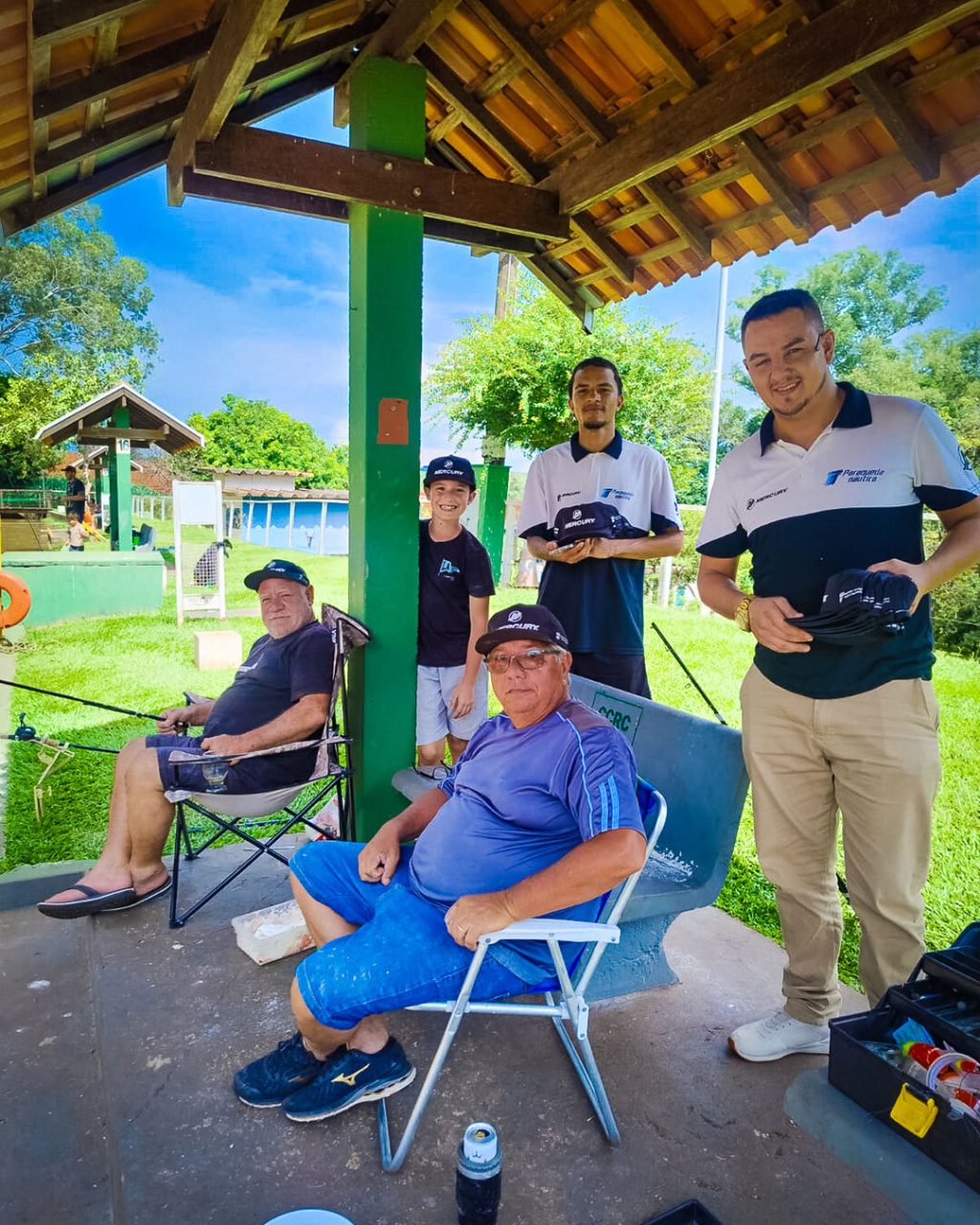 Instagram post from paraquedanautica. This post is in position 3.